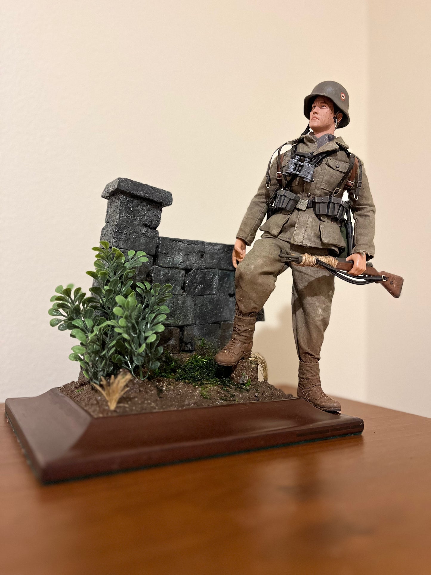 "Wait & Bleed" 1/6 Scale WW2 Wall Display
