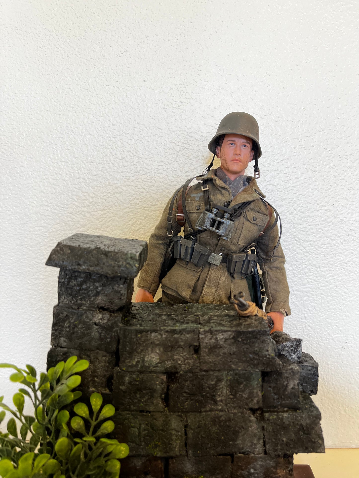 "Wait & Bleed" 1/6 Scale WW2 Wall Display